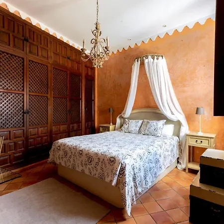 Atico Con Encanto En Sierpes Appartement *