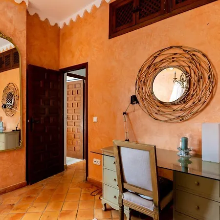 Appartement Atico Con Encanto En Sierpes Séville