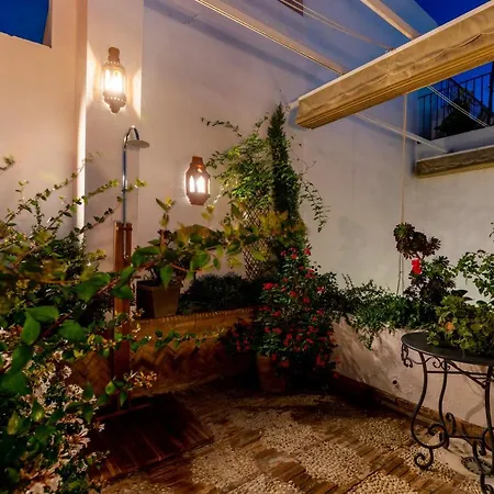 Atico Con Encanto En Sierpes