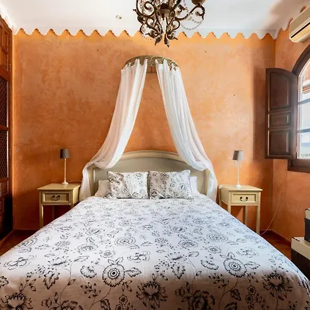 Atico Con Encanto En Sierpes * Séville